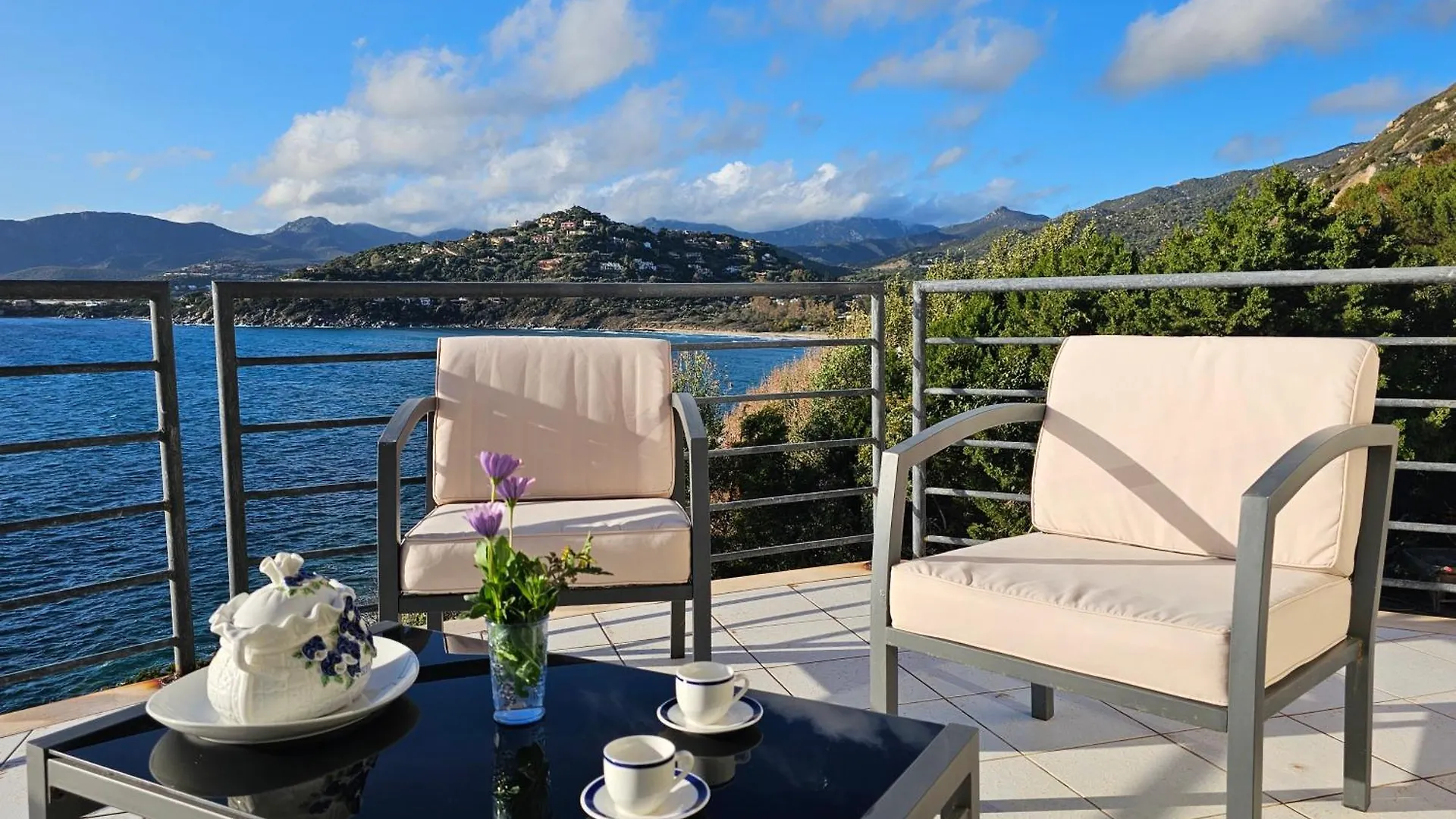 Villa Azzurra Vista Mozzafiato Torre delle Stelle Holiday home